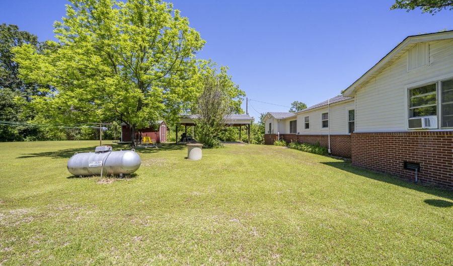 2884 SANDY FLAT Rd, Bethel Springs, TN 38315 - 4 Beds, 2 Bath