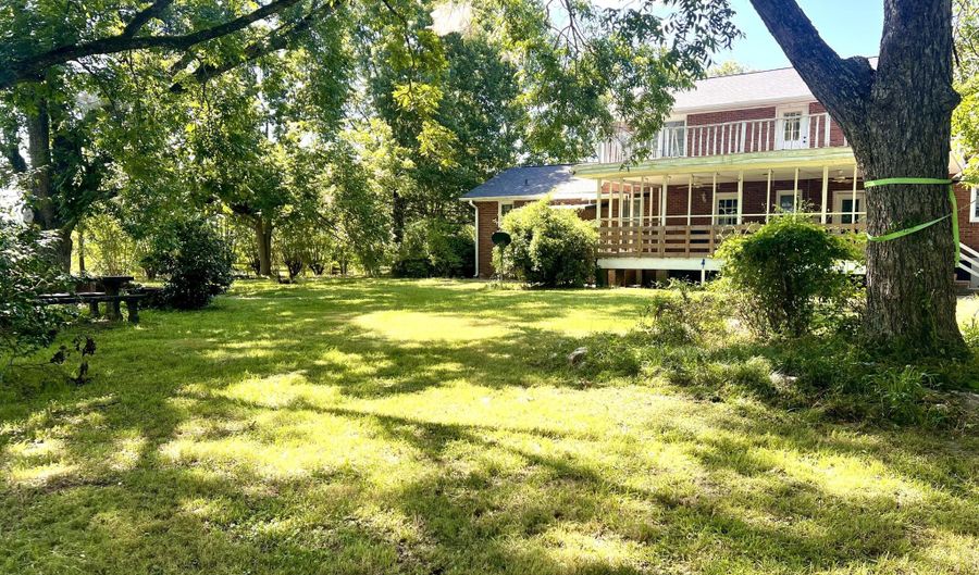 1118 Augusta Hwy, Lincolnton, GA 30817 - 5 Beds, 3 Bath