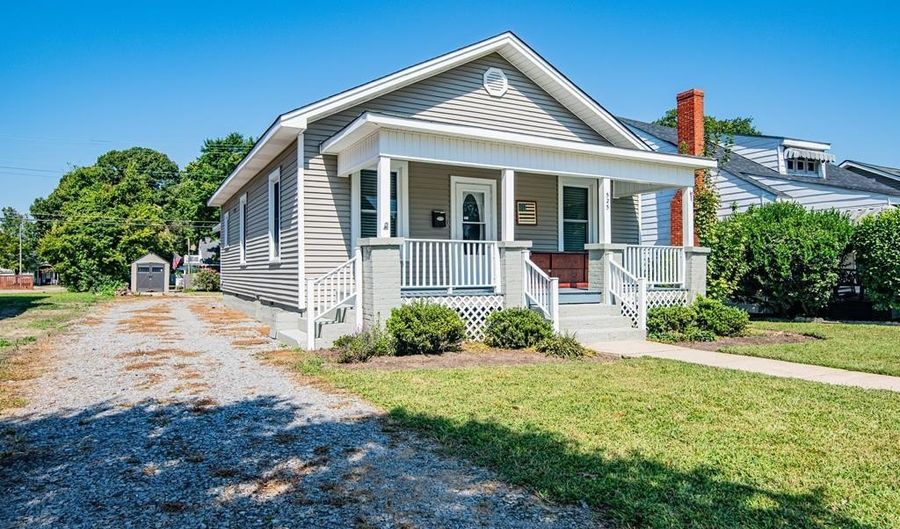 525 Hamilton St, Roanoke Rapids, NC 27870 - 3 Beds, 1 Bath