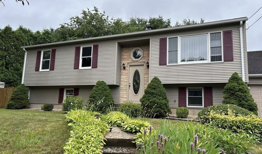 1085 N Street Ext, Agawam, MA 01030 - 4 Beds, 2 Bath