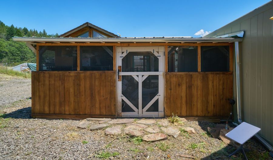 8555 Dead Indian Memorial Rd, Ashland, OR 97520 - 0 Beds, 0 Bath