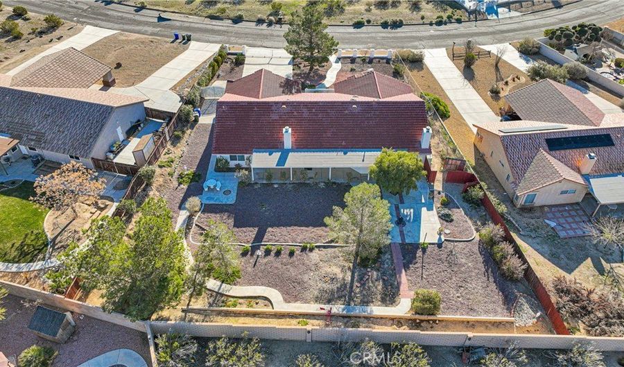 16620 Iwa, Apple Valley, CA 92307 - 4 Beds, 3 Bath