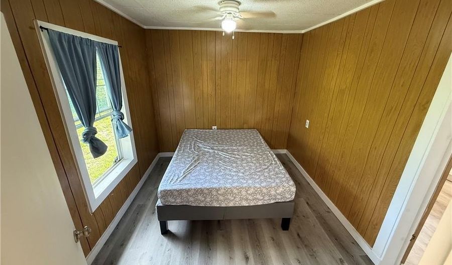369 Martin Ave, Asbury, MO 64832 - 2 Beds, 1 Bath