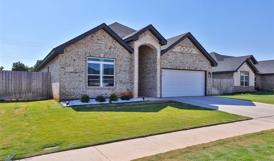 5433 Fallbrook Dr, Abilene, TX 79606 - 4 Beds, 2 Bath