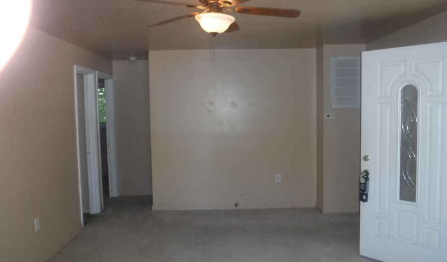 31 CENTER St, Camden, DE 19934 - 3 Beds, 2 Bath