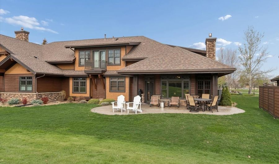 334 Eagle Bend Dr, Bigfork, MT 59911 - 4 Beds, 4 Bath