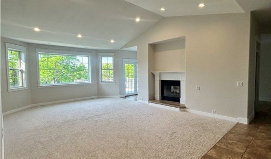 6084 Ironwood Dr, Billings, MT 59106 - 5 Beds, 4 Bath