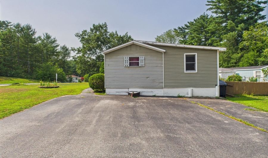 2 Cheryl Dr, Allenstown, NH 03275 - 4 Beds, 1 Bath