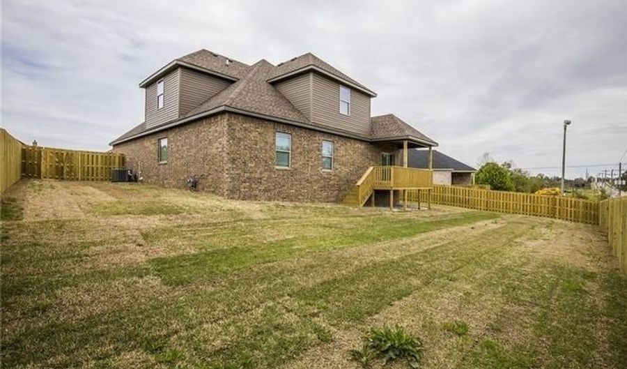 3607 SW Carter Rd, Bentonville, AR 72713 - 4 Beds, 3 Bath