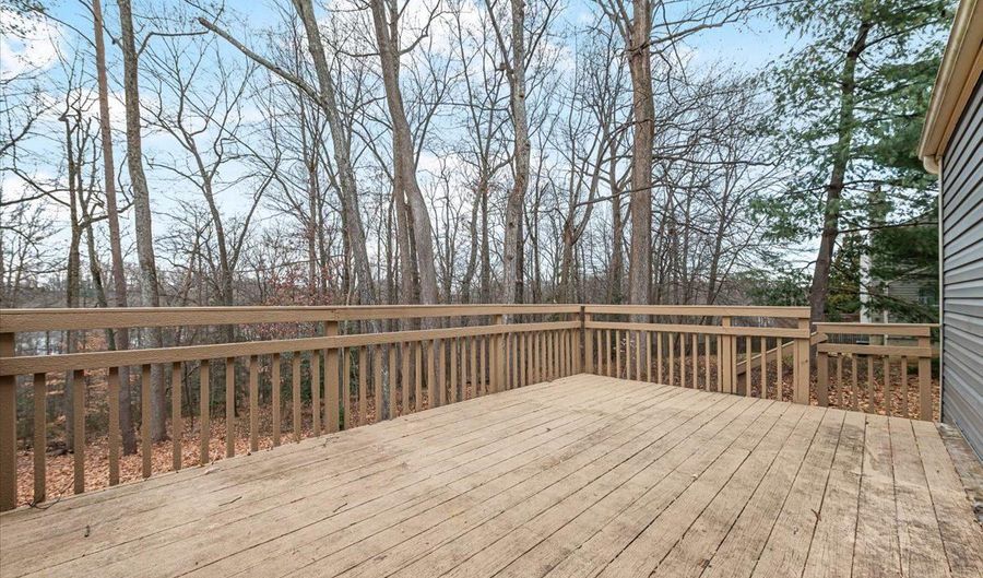 8228 TRIPLE CROWN Rd, Bowie, MD 20715 - 5 Beds, 4 Bath