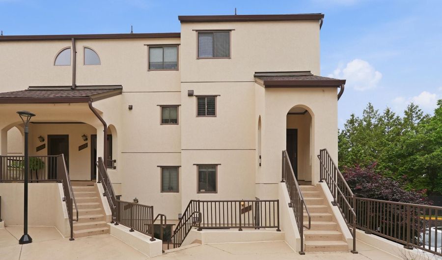 8901 BATTERY Pl 34, Bethesda, MD 20814 - 2 Beds, 2 Bath