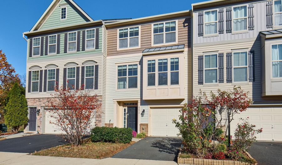 42612 GALBRAITH Sq, Broadlands, VA 20148 - 3 Beds, 4 Bath