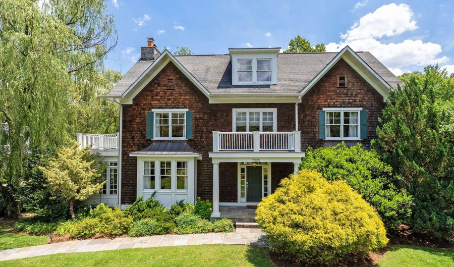 7032 WILSON Ln, Bethesda, MD 20817 - 6 Beds, 5 Bath
