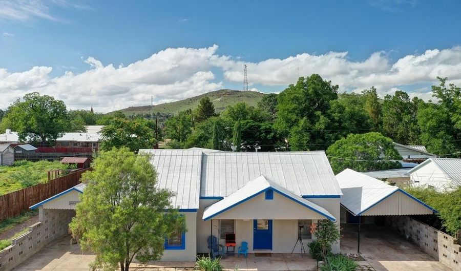 304 E Ave B, Alpine, TX 79830 - 2 Beds, 1 Bath