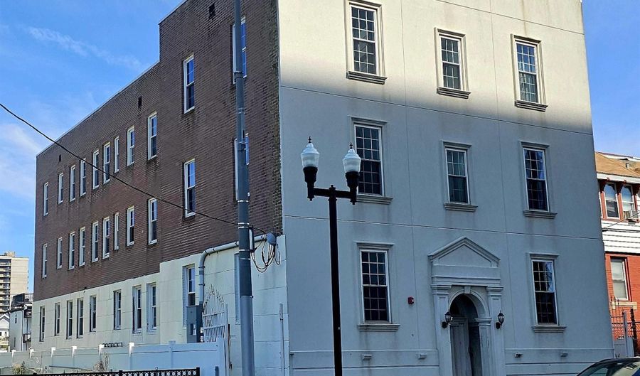 307 Atlantic Ave, Atlantic City, NJ 08401 - 2 Beds, 1 Bath