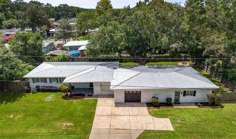 16710 NW COUNTY ROAD 235A, Alachua, FL 32615 - 5 Beds, 3 Bath