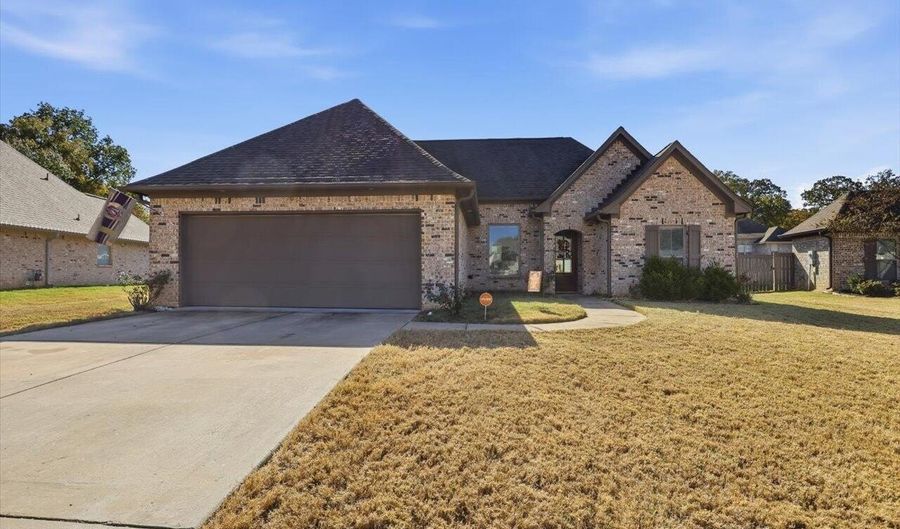 709 Parkdale Pl, Brandon, MS 39042 - 3 Beds, 2 Bath