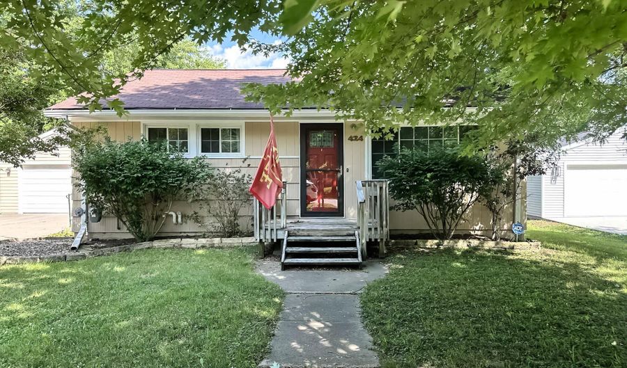424 Hilltop Rd, Ames, IA 50014 - 3 Beds, 2 Bath