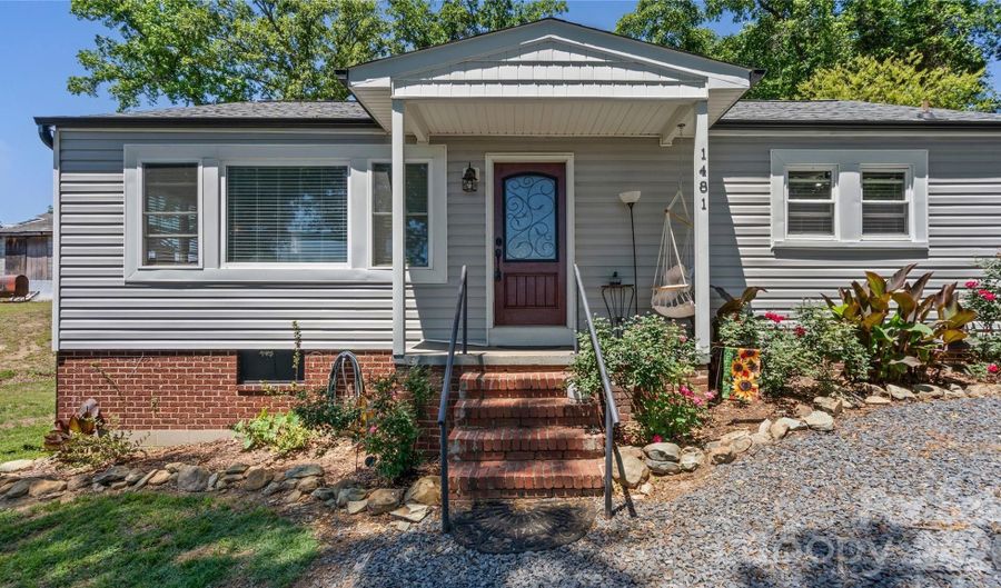 1481 Hilltop St, Albemarle, NC 28001 - 3 Beds, 2 Bath