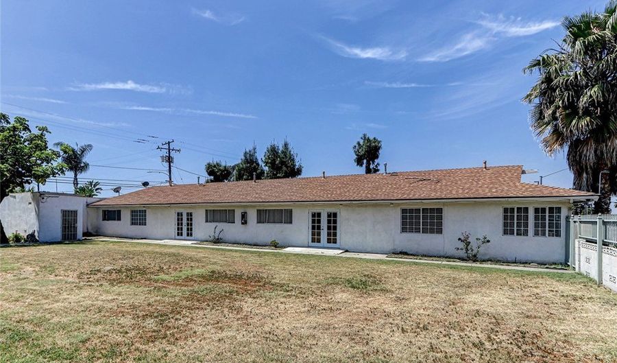 2018 E La Palma Ave, Anaheim, CA 92806 - 10 Beds, 4 Bath