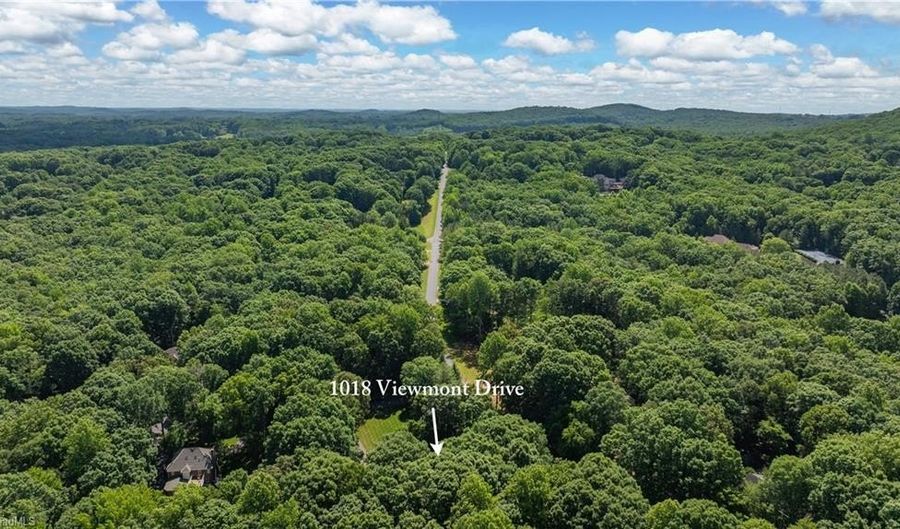 1018 Viewmont Dr, Asheboro, NC 27205 - 4 Beds, 3 Bath