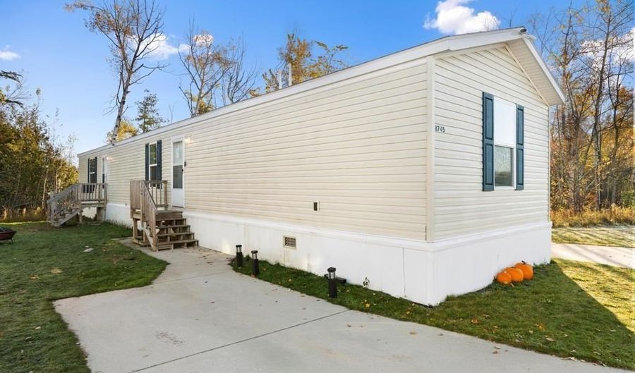 8745 SANDY LOT #92, Alanson, MI 49706 - 3 Beds, 2 Bath