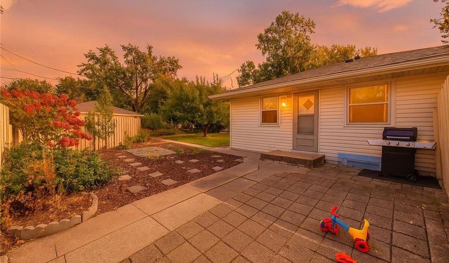 6801 17th Ave S, Richfield, MN 55423 - 3 Beds, 1 Bath