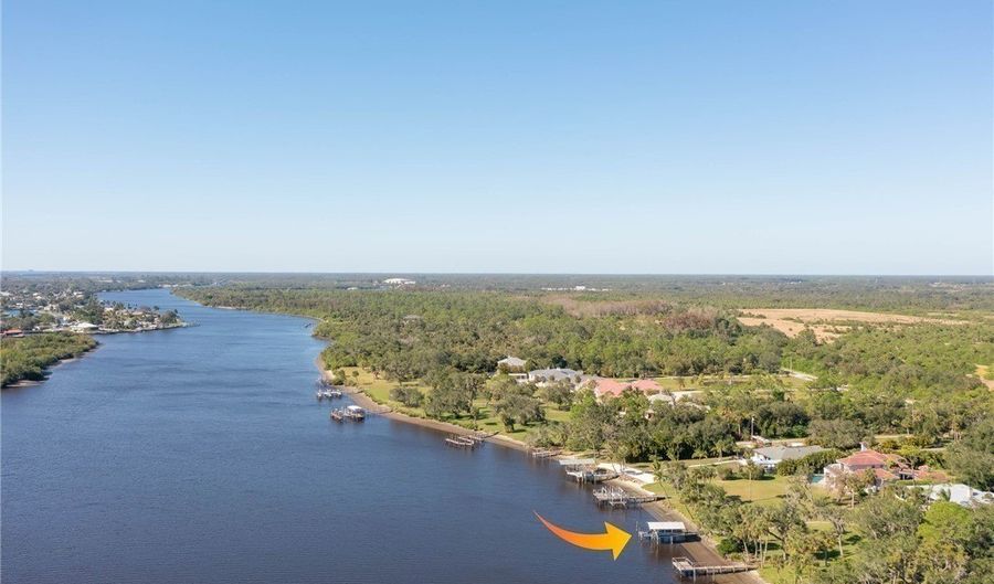 14200 Duke Hwy, Alva, FL 33920 - 3 Beds, 2 Bath