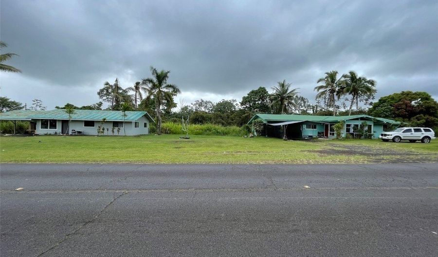 16-117 Pohaku Pl, Keaau, HI 96749 - 8 Beds, 6 Bath