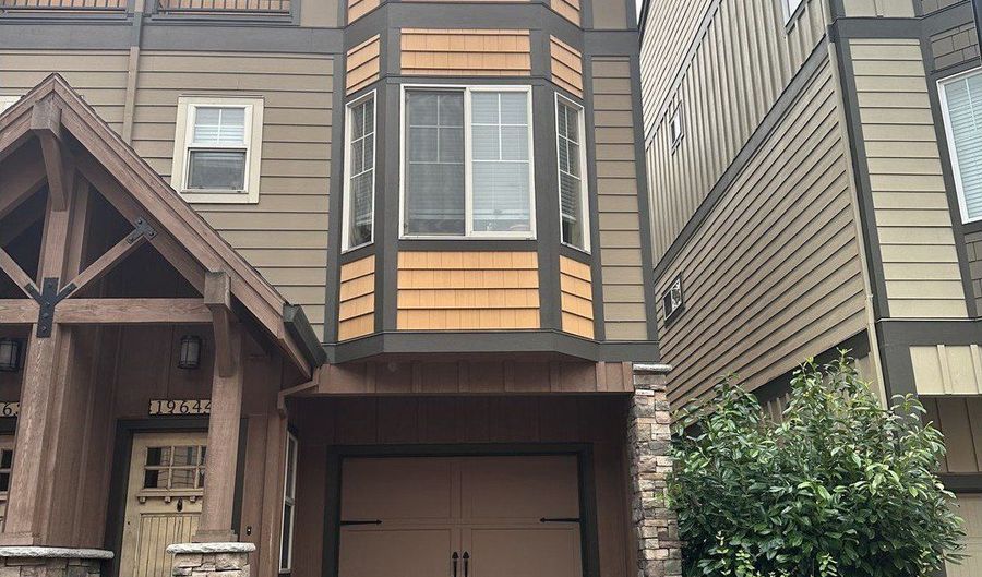 19644 SW BLACKBEAR Ct, Beaverton, OR 97006 - 3 Beds, 4 Bath