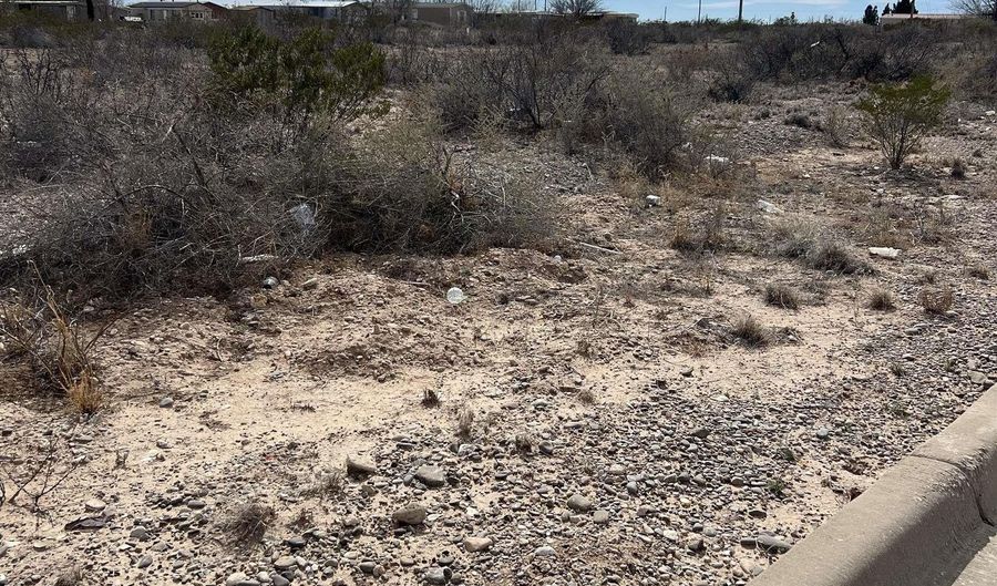 3101 03 05 07 W Grand Ave, Artesia, NM 88210 - 0 Beds, 0 Bath