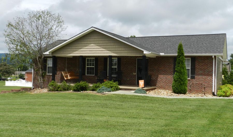 138 Birdie Dr, Bean Station, TN 37708 - 3 Beds, 2 Bath