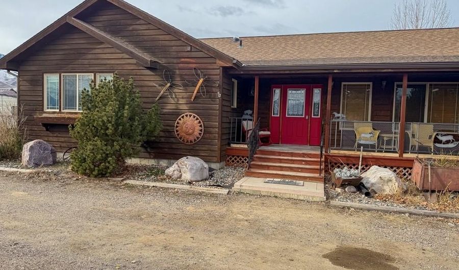 58 Crane Ln, Challis, ID 83226 - 3 Beds, 2 Bath