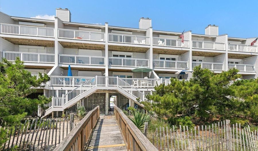 40105 QUEENS QUEST Dr #4, Fenwick Island, DE 19944 - 3 Beds, 4 Bath