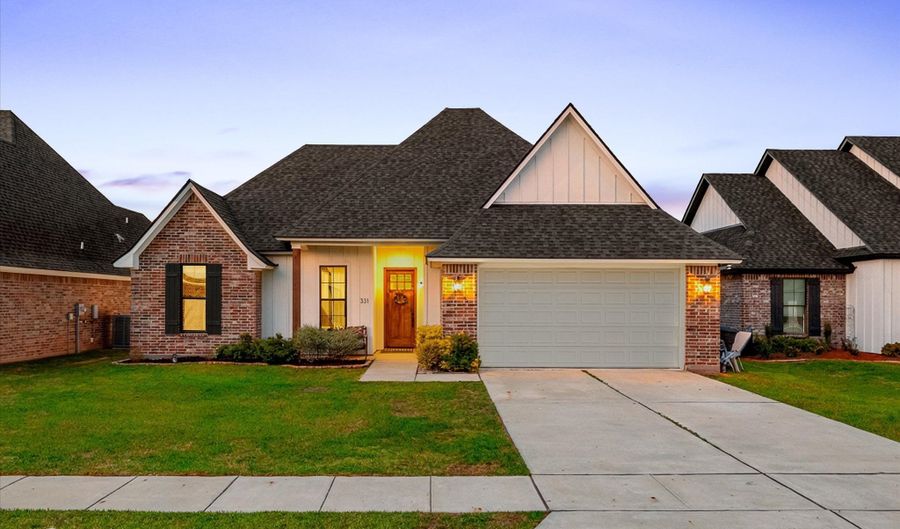 331 Newport Ln, Benton, LA 71006 - 4 Beds, 2 Bath
