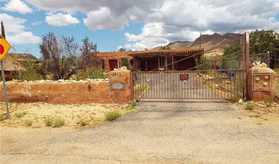 4943 W TENNESSEE Ave, Chloride, AZ 86431 - 2 Beds, 3 Bath