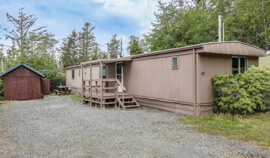 923 S HARBOR St, Rockaway Beach, OR 97136 - 3 Beds, 2 Bath