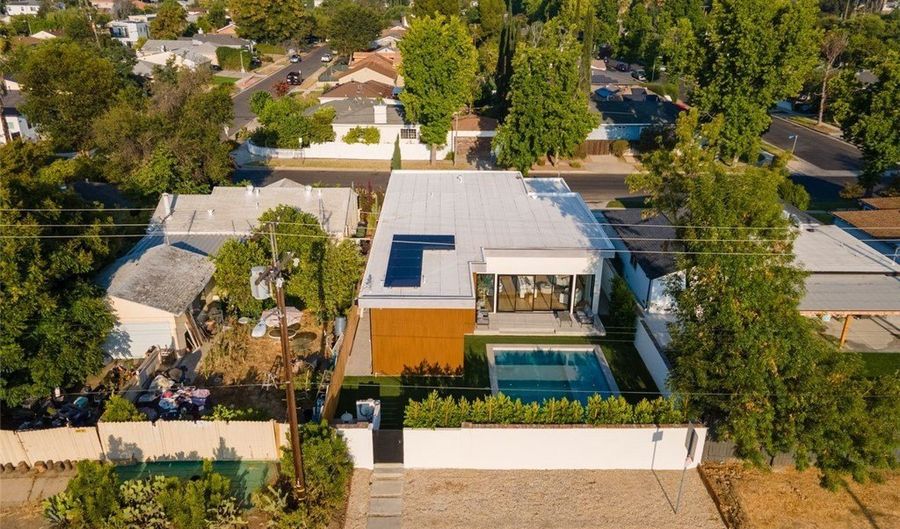 6010 Lasaine Ave, Encino, CA 91316 - 3 Beds, 4 Bath