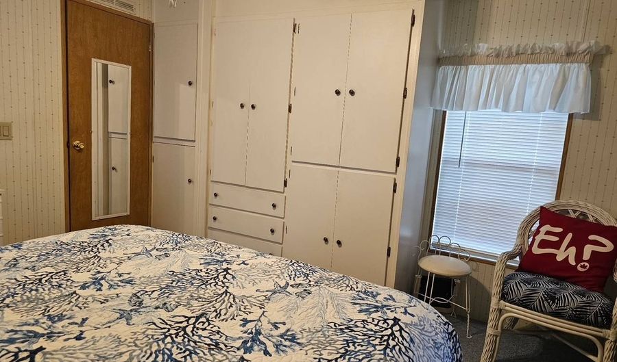 2818 S Flamingo Rd, Avon Park, FL 33825 - 2 Beds, 2 Bath