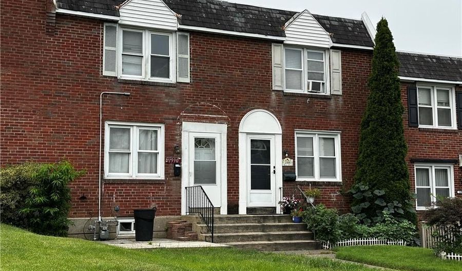 1990 S Delaware St, Allentown, PA 18103 - 3 Beds, 1 Bath