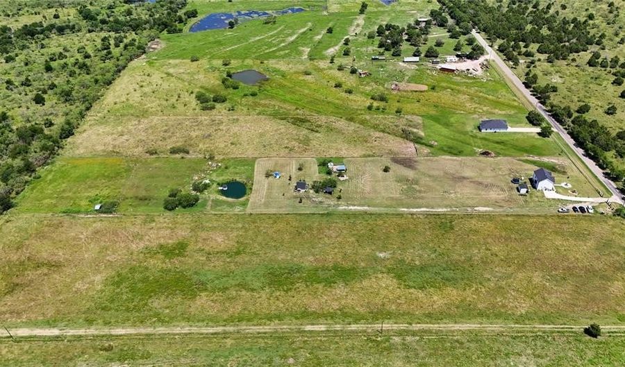 310 Toth Rd, Alba, TX 75119 - 3 Beds, 3 Bath