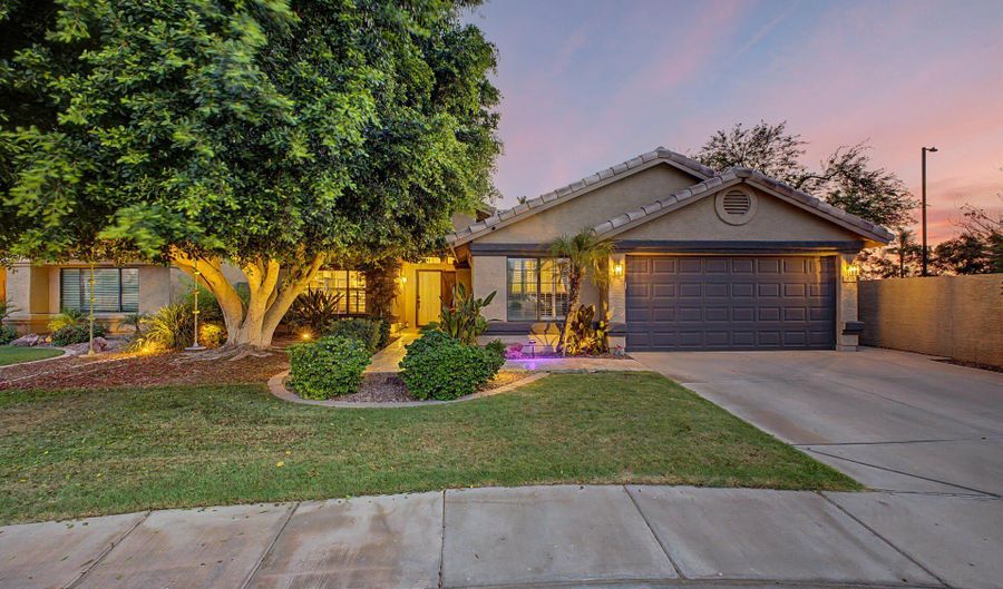 3040 S ROSEMARY Dr, Chandler, AZ 85248 - 4 Beds, 2 Bath
