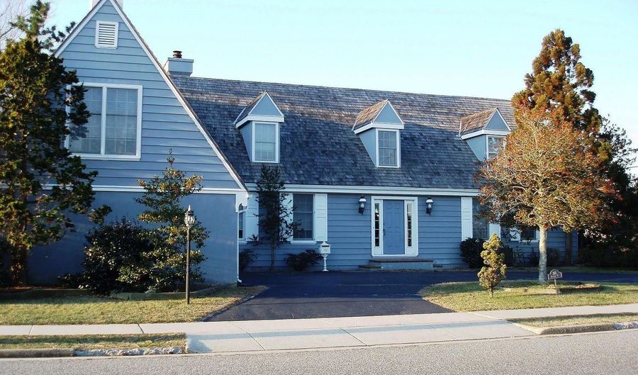 198 40th St, Avalon, NJ 08202 - 4 Beds, 4 Bath