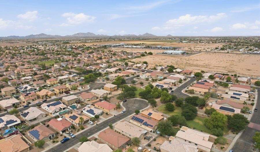 641 W JAHNS Ct, Casa Grande, AZ 85122 - 3 Beds, 2 Bath