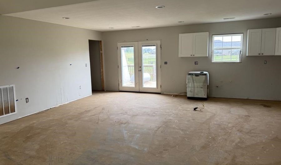 80 Summers Rd, Auburn, KY 42206 - 3 Beds, 2 Bath