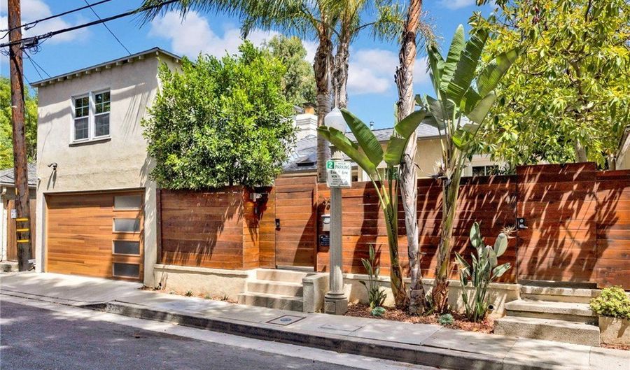 3374 Floyd, Los Angeles, CA 90068 - 3 Beds, 2 Bath