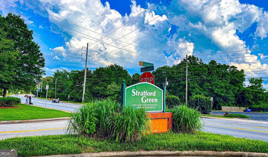 3150 Stratford Grn, Avondale Estates, GA 30002 - 2 Beds, 3 Bath