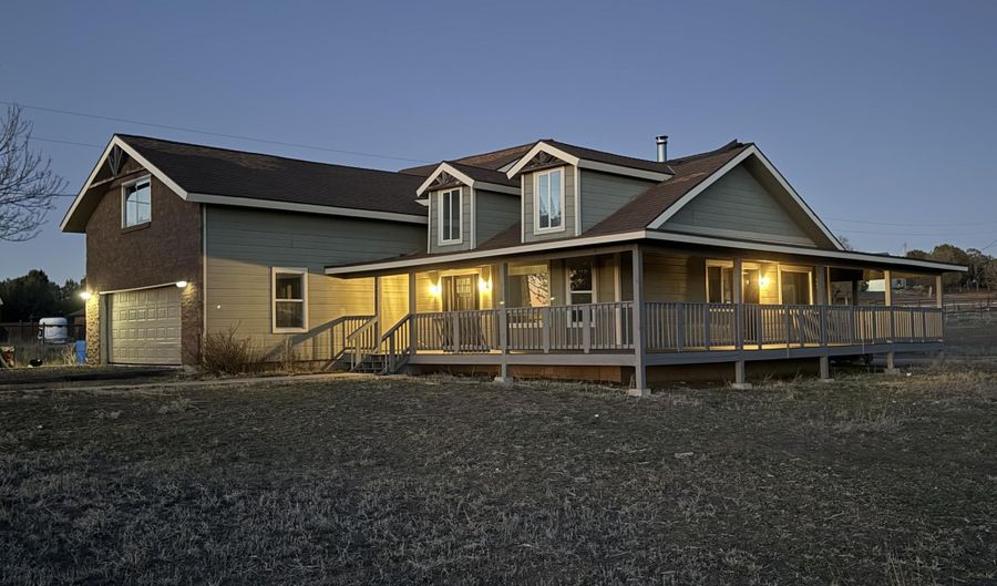 2185 GRAPHITE Rd, Clay Springs, AZ 85923 - 4 Beds, 3 Bath
