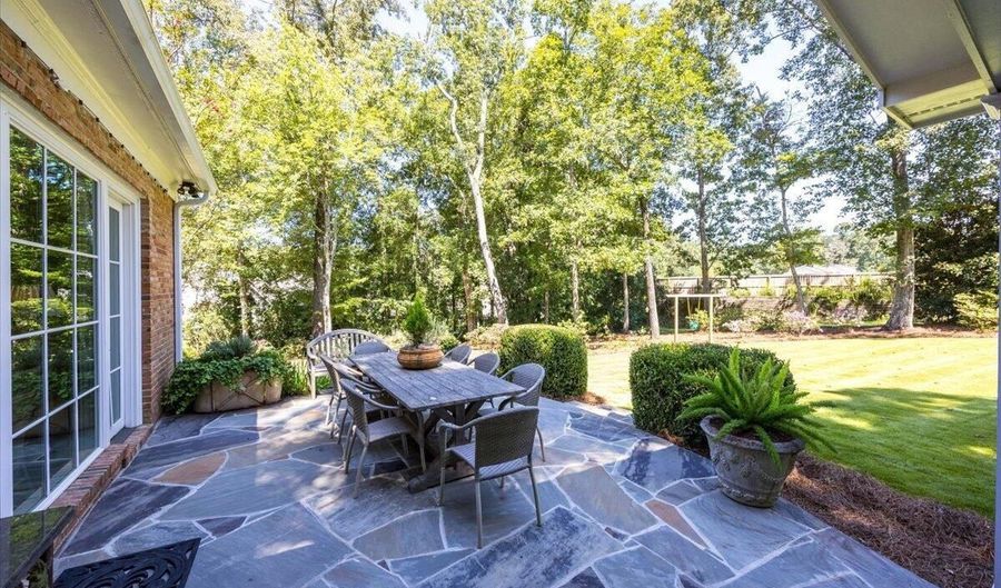 1153 Saint Andrews Dr, Macon, GA 31210 - 4 Beds, 7 Bath