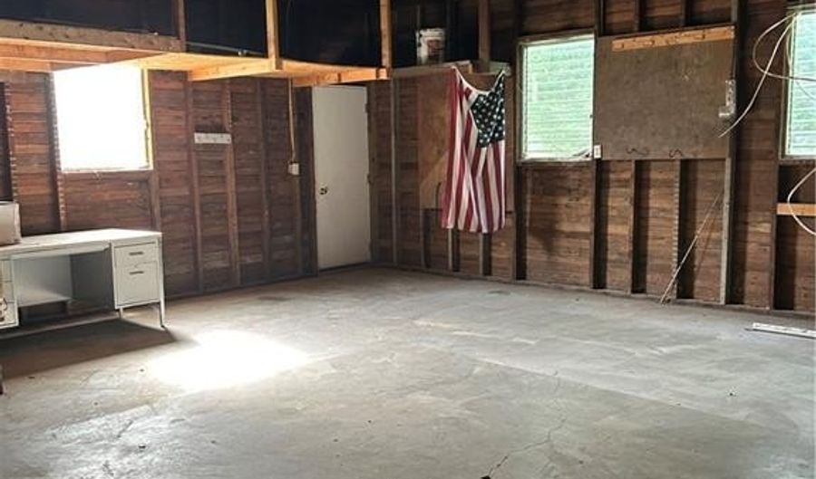 510 S 18th St, Atchison, KS 66002 - 3 Beds, 1 Bath